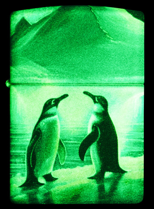 Zippo vžigalnik 46014 Penguins, Glow in the Dark