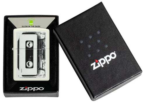 Zippo 46429 vžigalnik Cassette Tape, Glow in the Dark