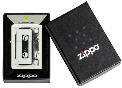 Zippo 46429 vžigalnik Cassette Tape, Glow in the Dark