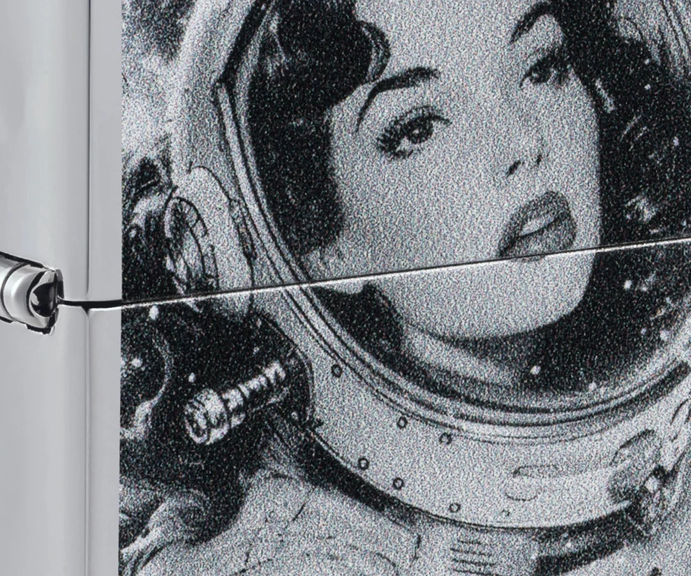 Zippo 60.007.871 vžigalnik Vintage Female Astronaut